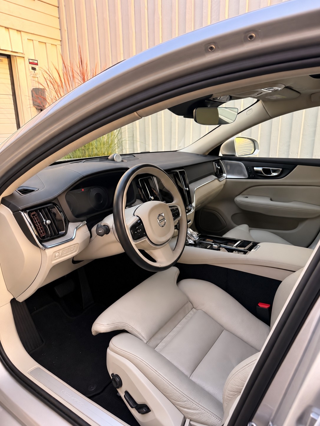 Volvo S60 Recharge T8 AWD Geartronic 2022, bild 4/9