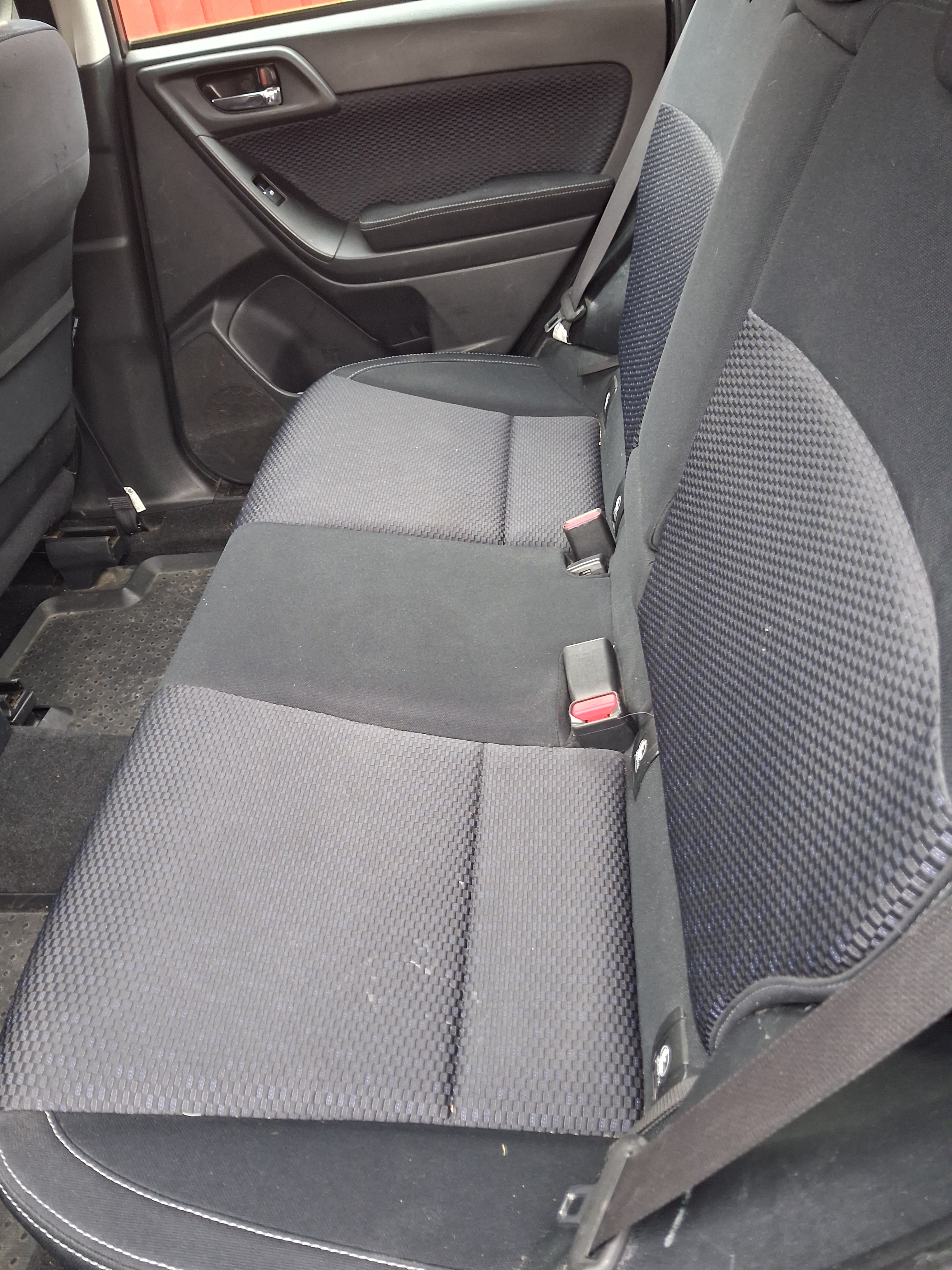 Subaru Forester 2.0 4WD Lineartronic 2016, bild 2/5