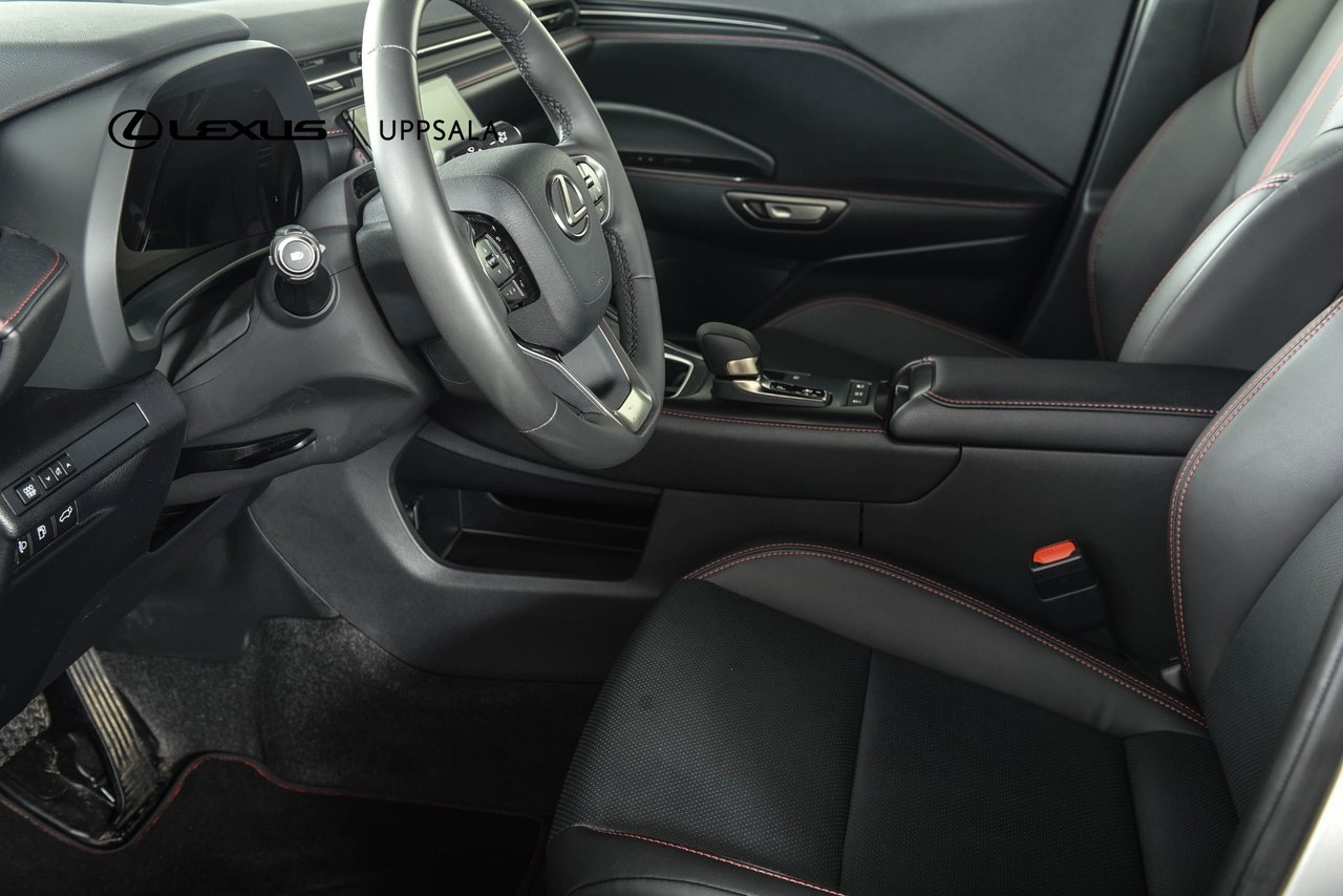 Lexus LBX 2026, bild 6/10