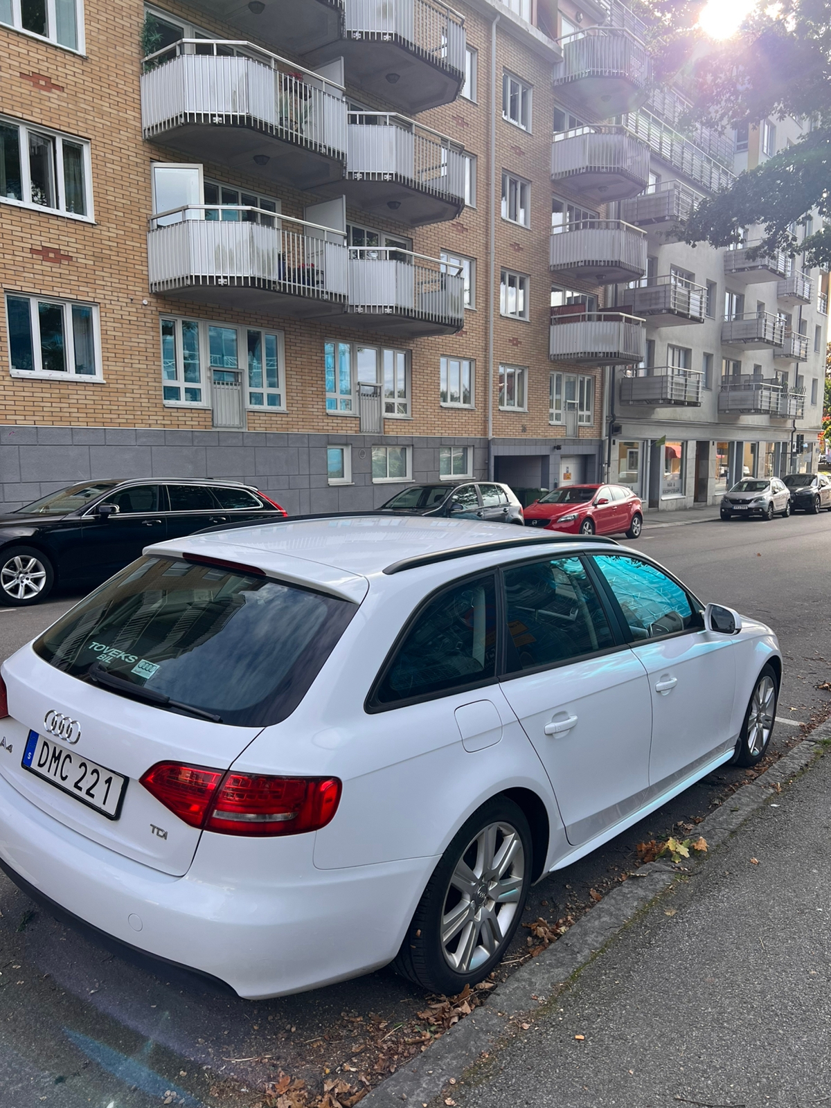 Audi A4 Avant 2.0 TDI Manuell 2012, bild 2/10