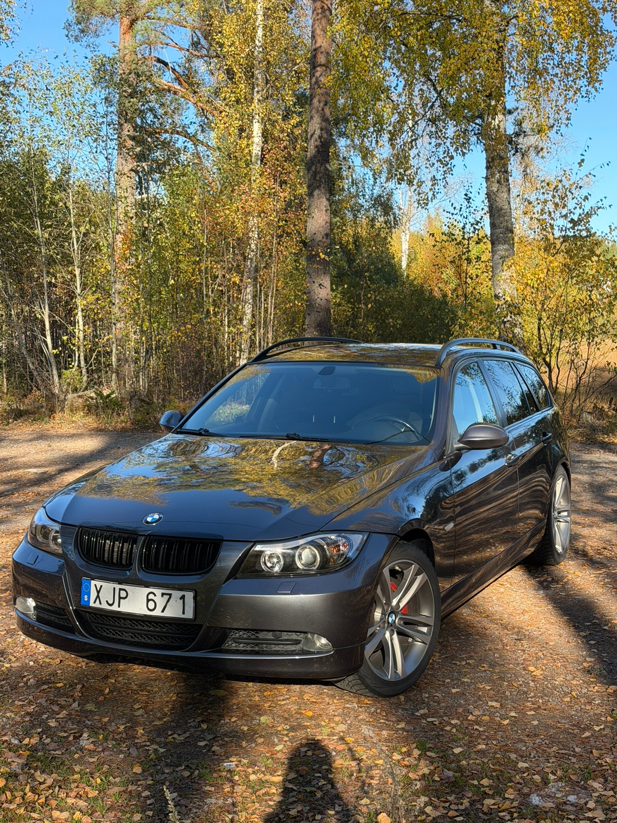 BMW 320 i Touring Manuell 2006, bild 2/9