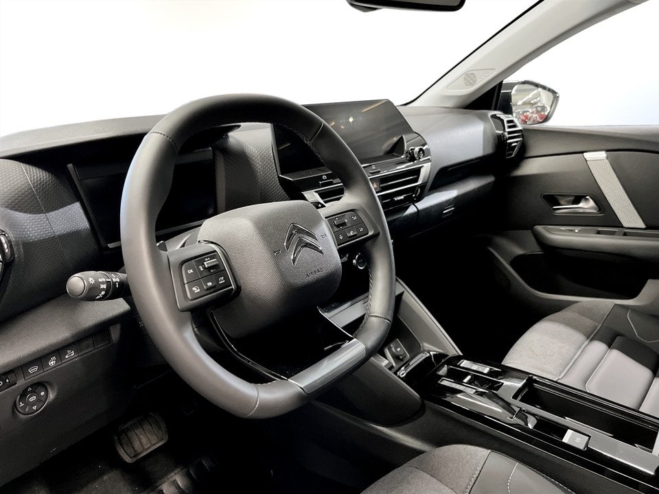 Citroen C4 X Shine 1.2 PT 130hk Aut 2024, bild 5/10