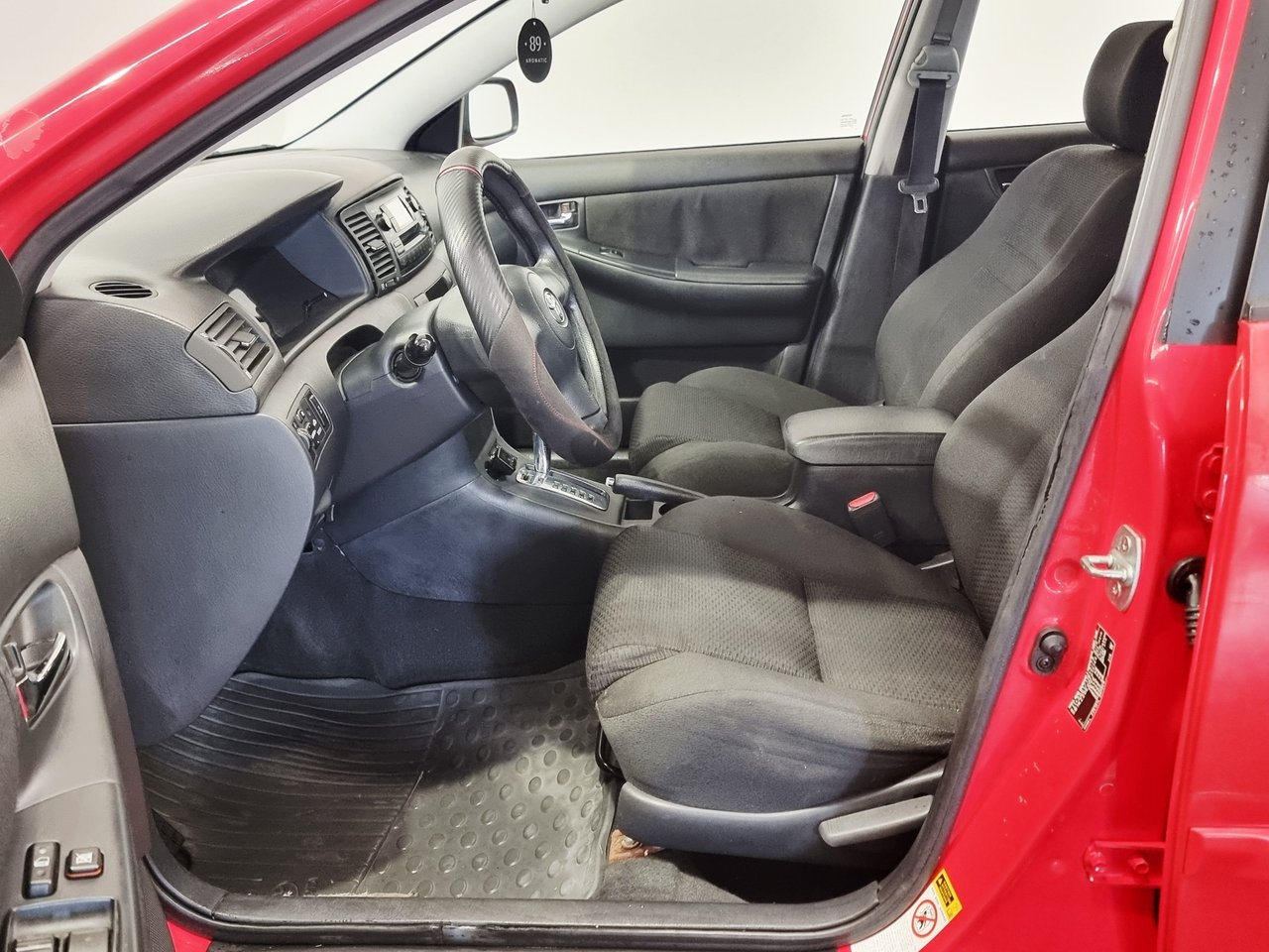 Toyota Corolla 2005, bild 5/10
