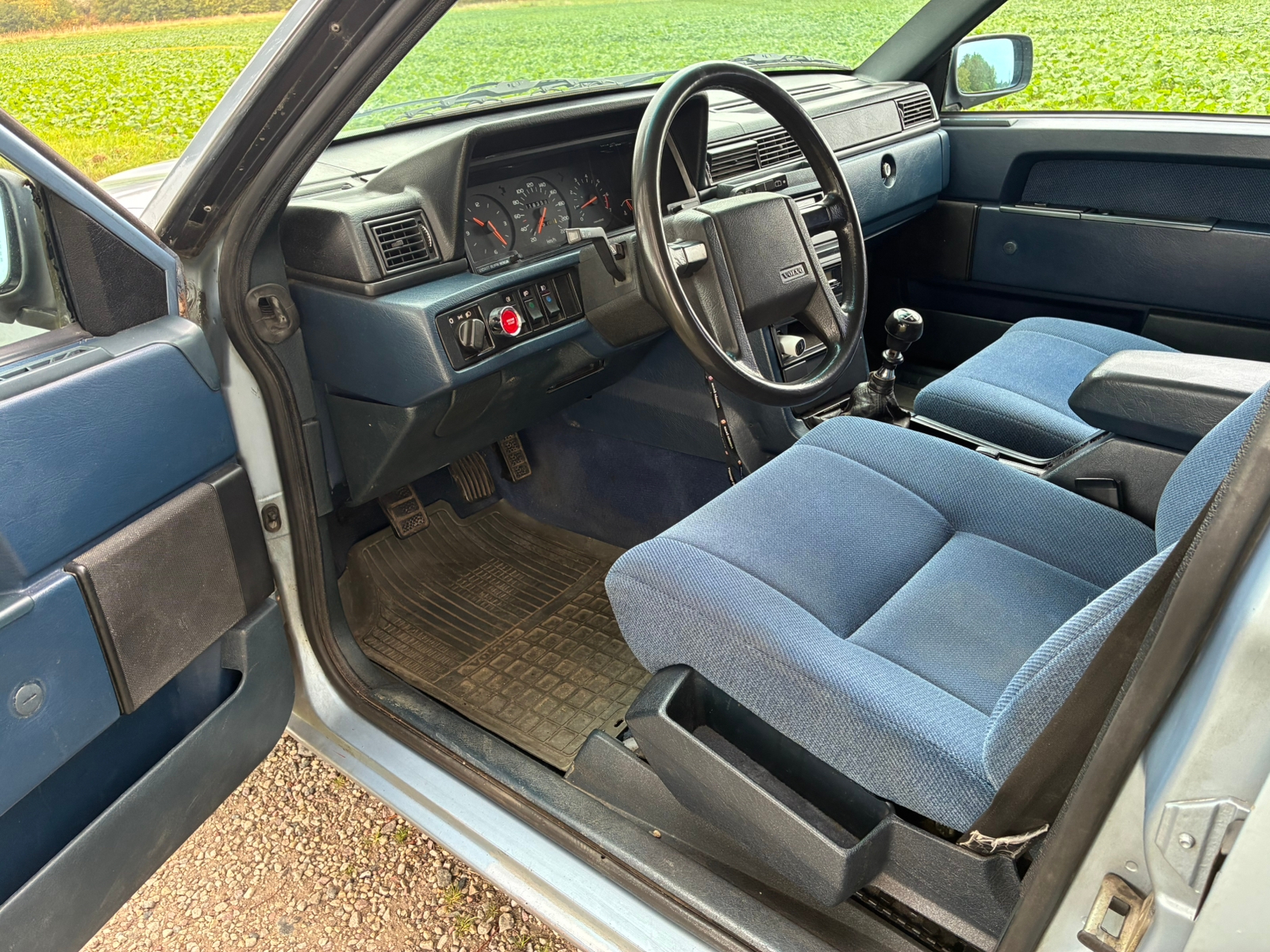 Volvo 740 Kombi 2.3 Manuell 1988, bild 4/10
