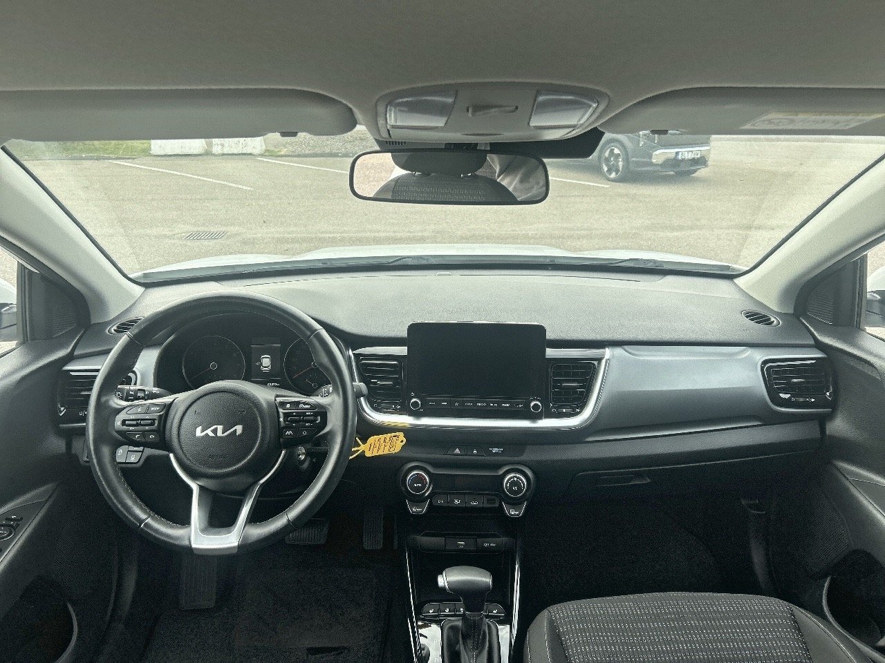 Kia Stonic 2023, bild 7/10