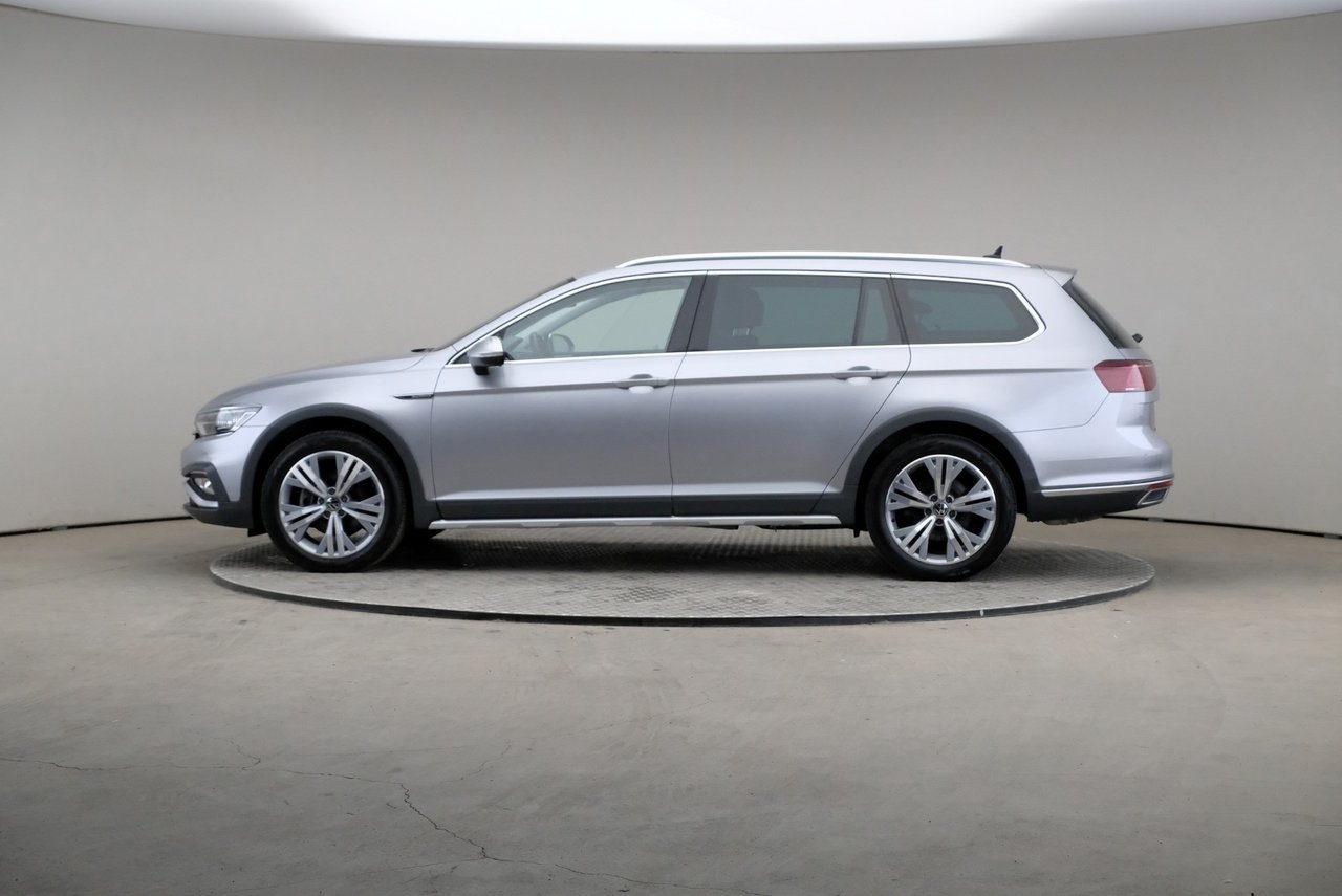 Volkswagen Passat 2023, bild 4/10