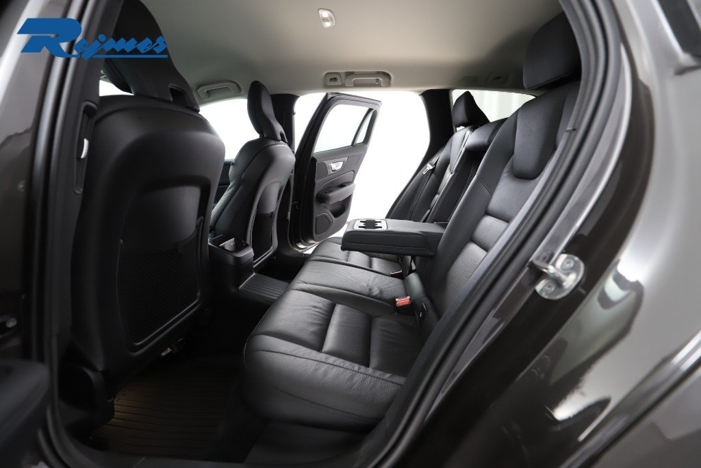Volvo V60 T6 Plus Dark Nordic Edition 2025, bild 7/10
