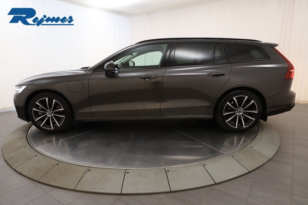 Volvo V60 T6 Plus Dark Nordic Edition 2025, bild 3/10