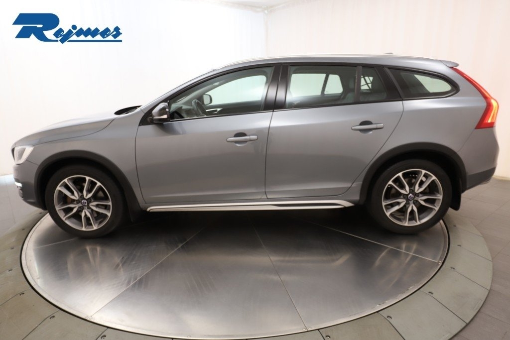 Volvo V60 Cross Country 2018, bild 3/10