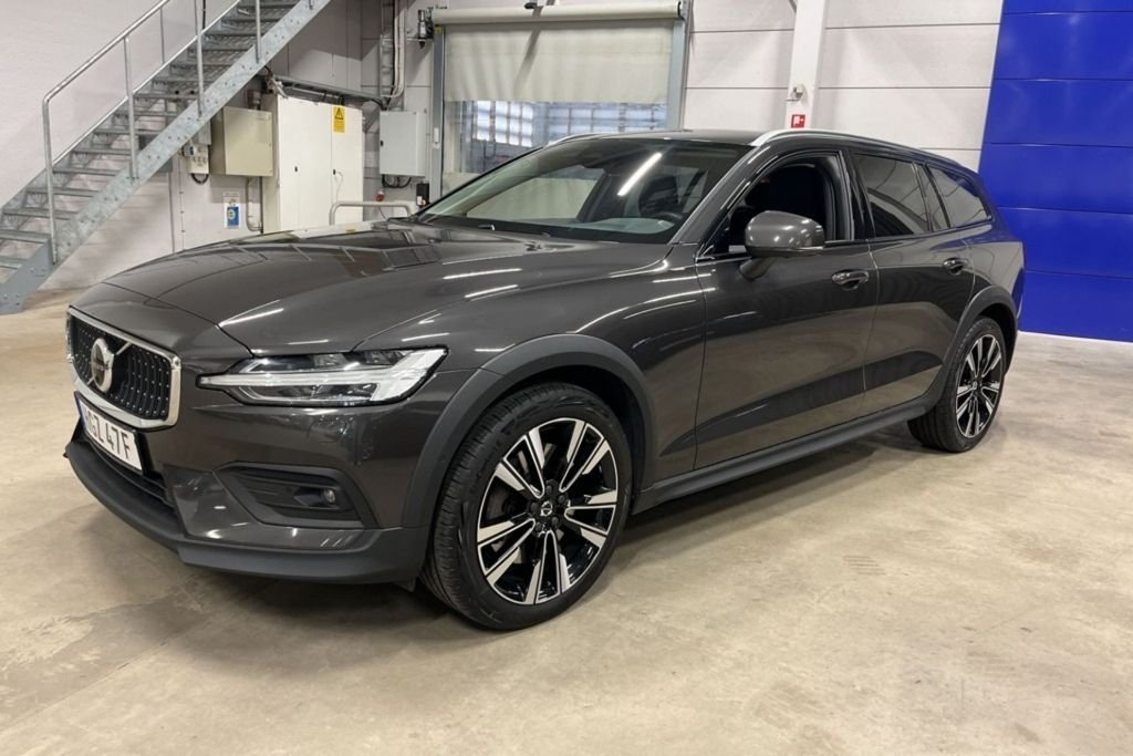 Volvo V60 Cross Country B4 Diesel Plus 2023, bild 2/22