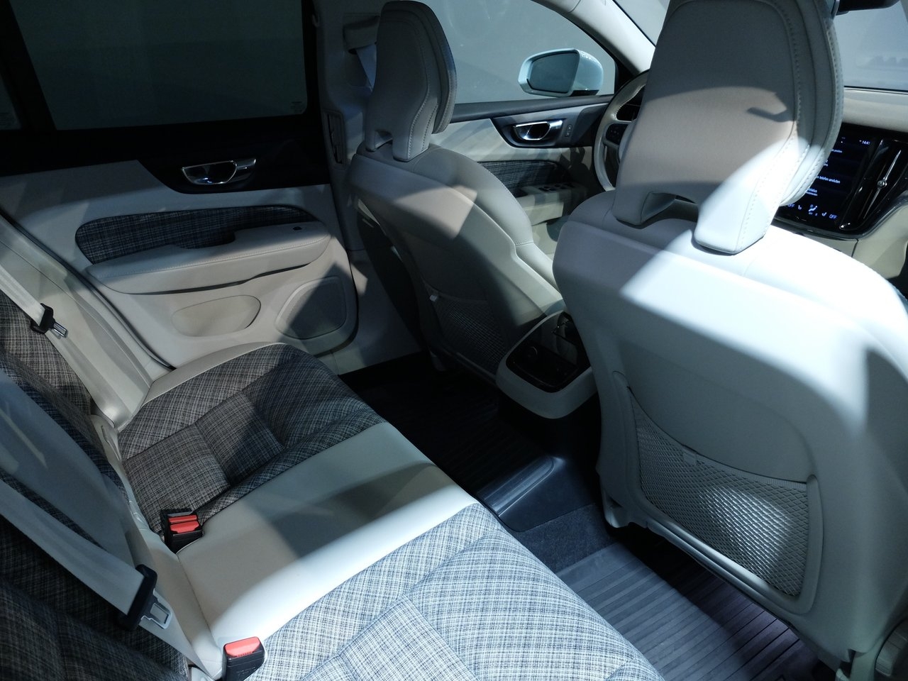 Volvo V60 2021, bild 7/9