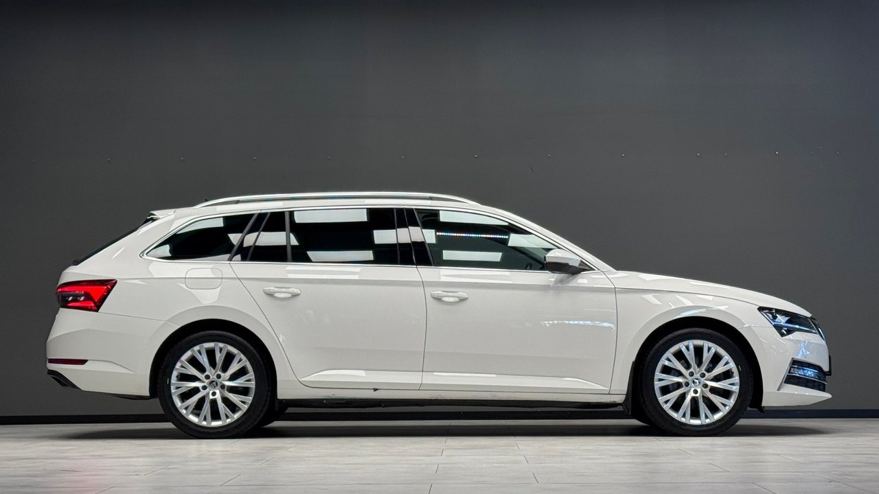 Skoda Superb 2021, bild 4/10