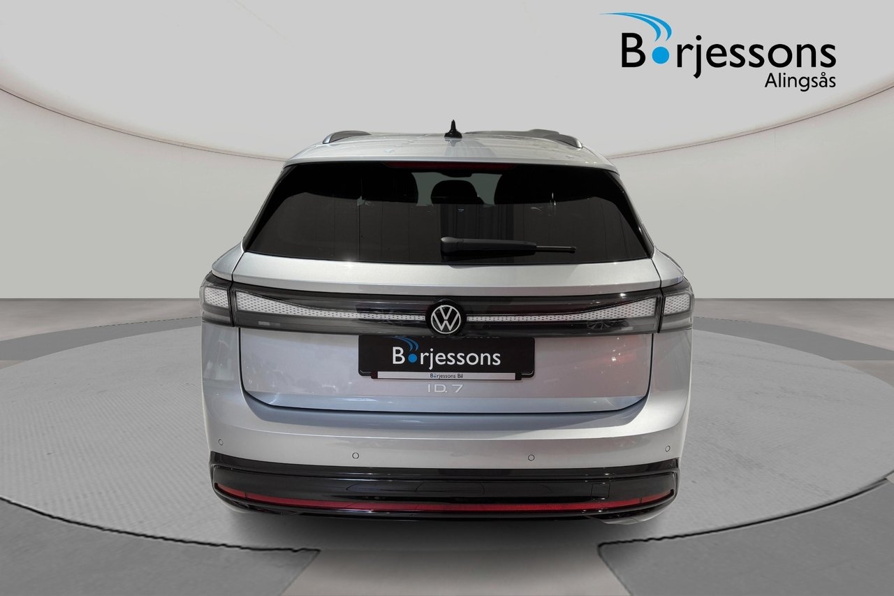 Volkswagen ID.7 VINTERKAMPANJ 2027, bild 4/8