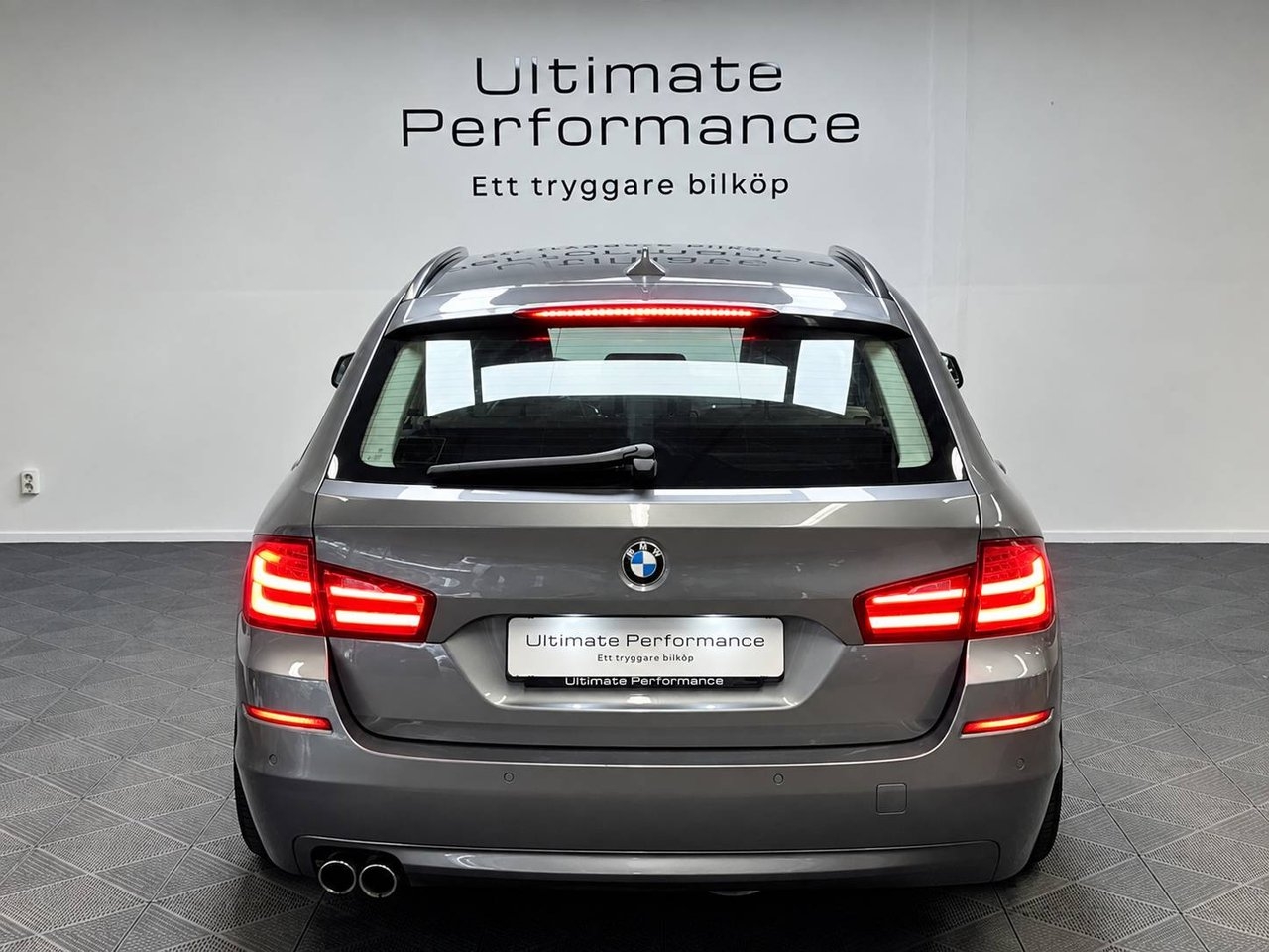 BMW 525 2011, bild 7/10