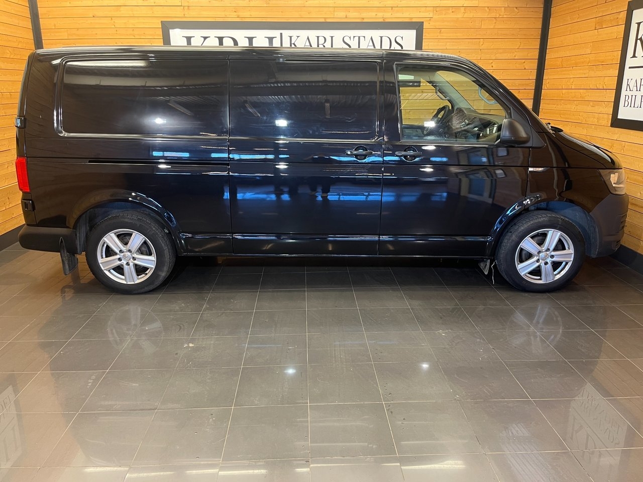 Volkswagen Transporter 2017, photo 6/10