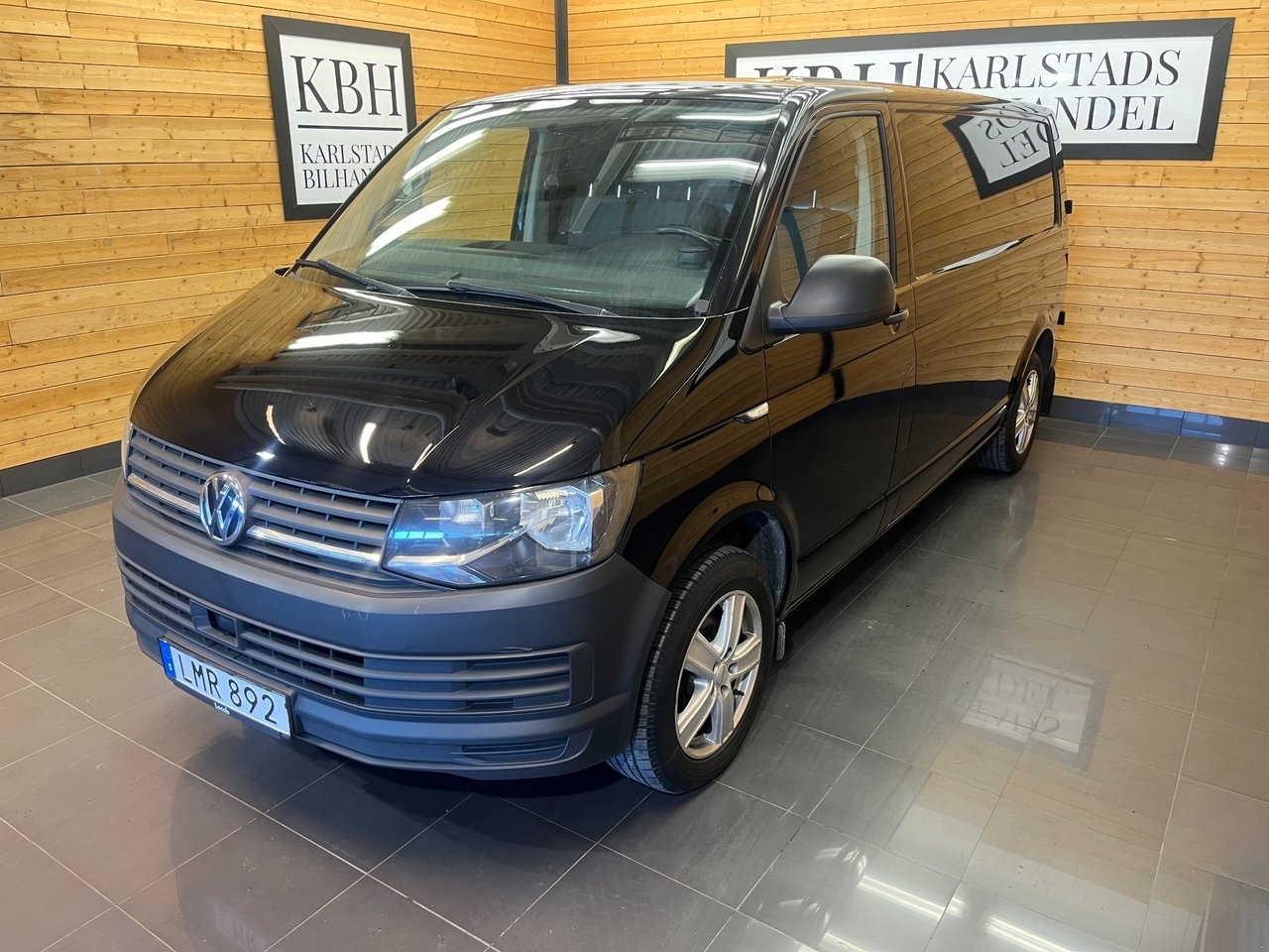 Volkswagen Transporter 2017, photo 2/10