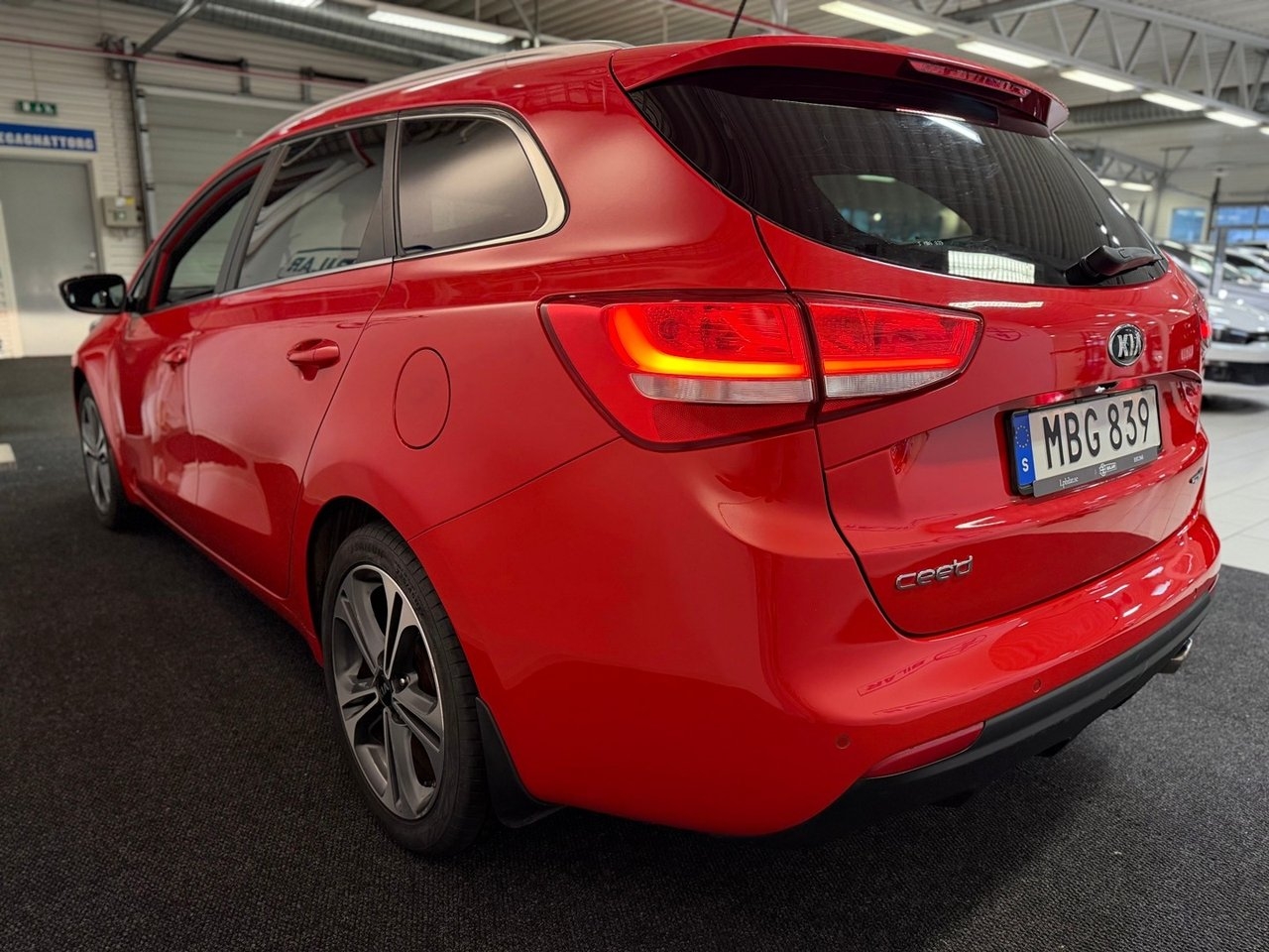 Kia Ceed SW 1.6 CRDi DCT GT-Line 2016, bild 5/10