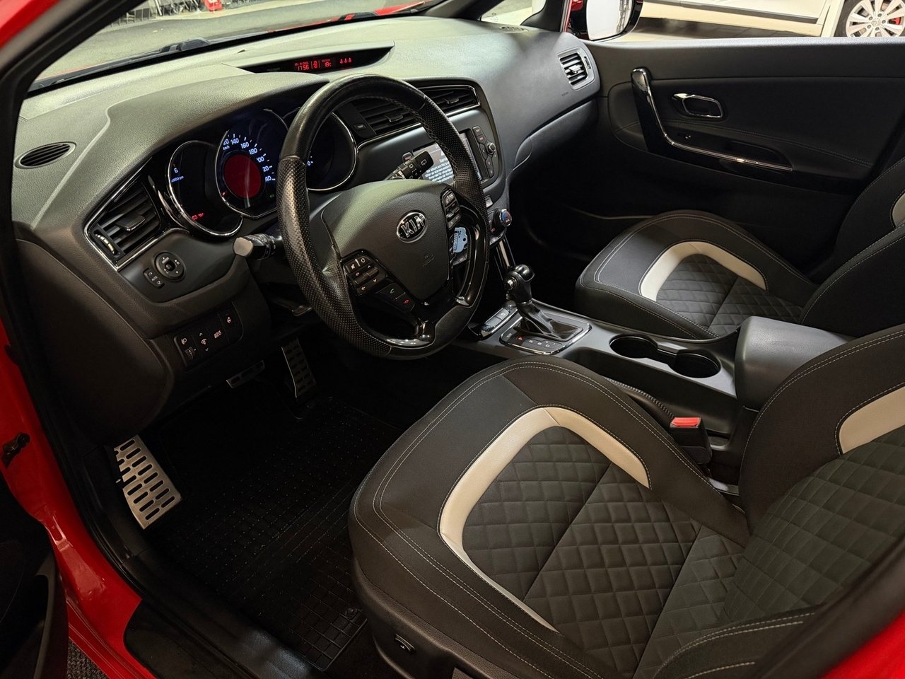 Kia Ceed SW 1.6 CRDi DCT GT-Line 2016, bild 7/10