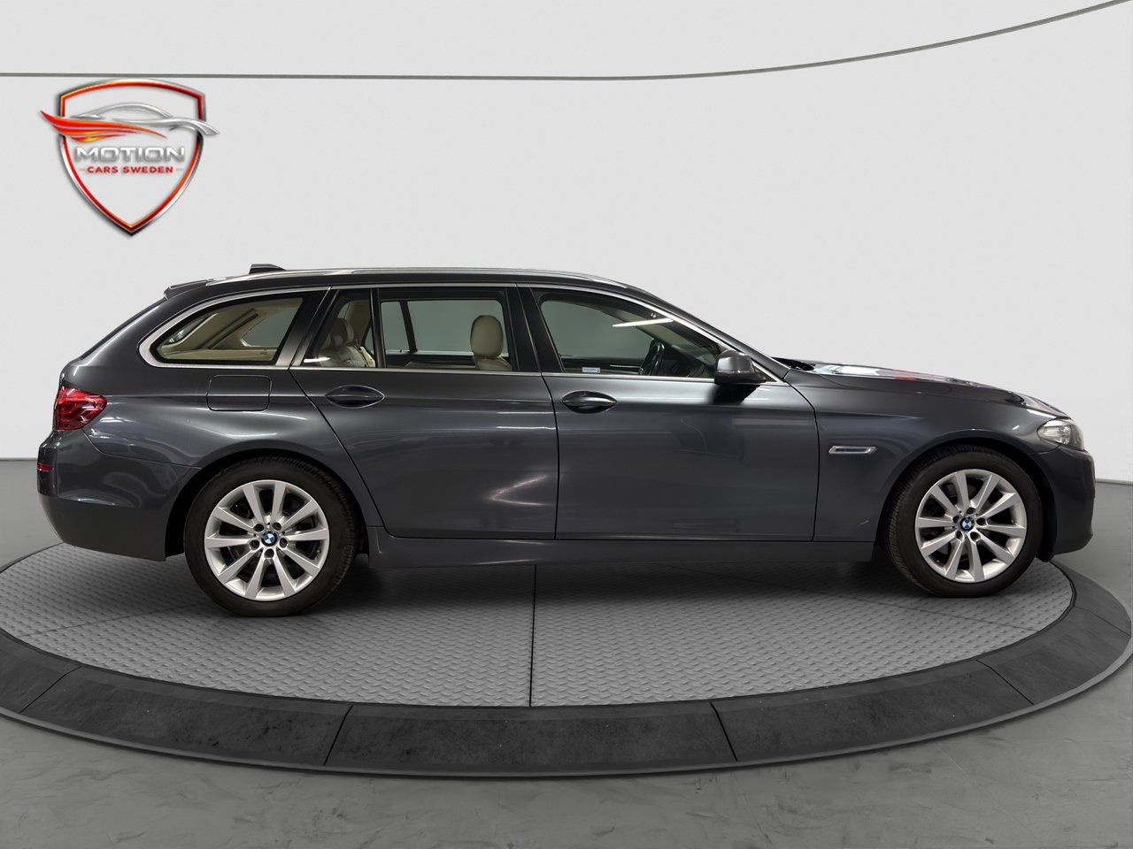 BMW 520 2016, bild 4/10