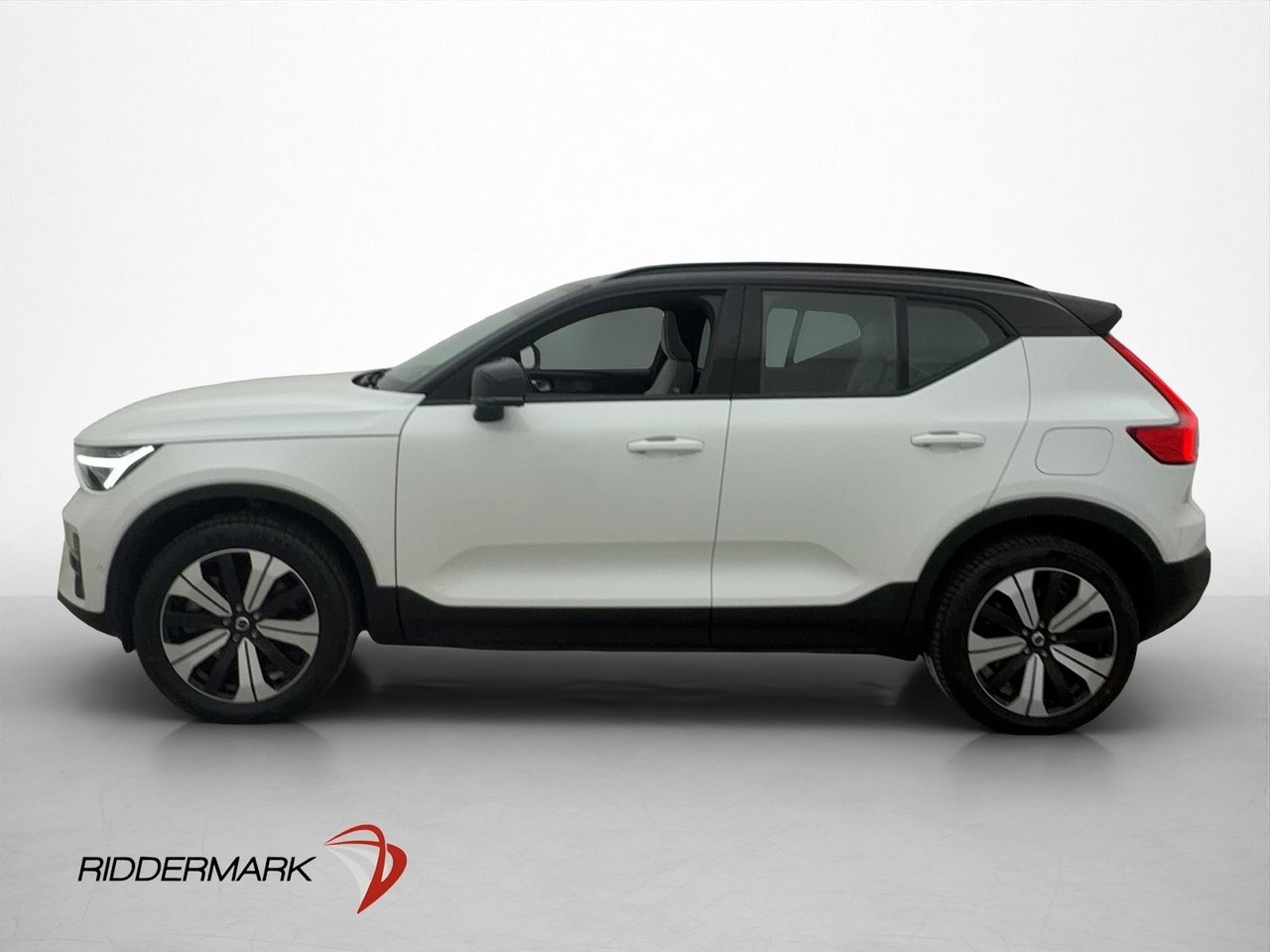 Volvo XC40 Ultimate 2023, photo 5/10
