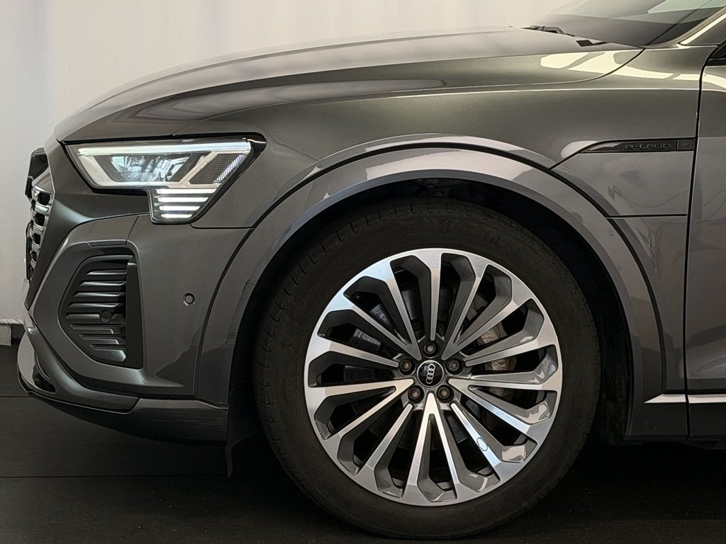 Audi Q8 e-tron 55 E-TRON quattro S-line 2024, bild 6/10