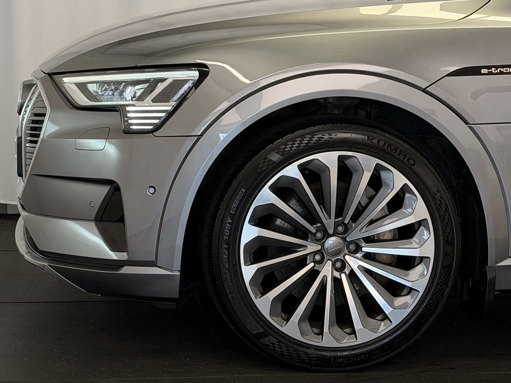 Audi e-tron 55 quattro 2019, bild 6/10