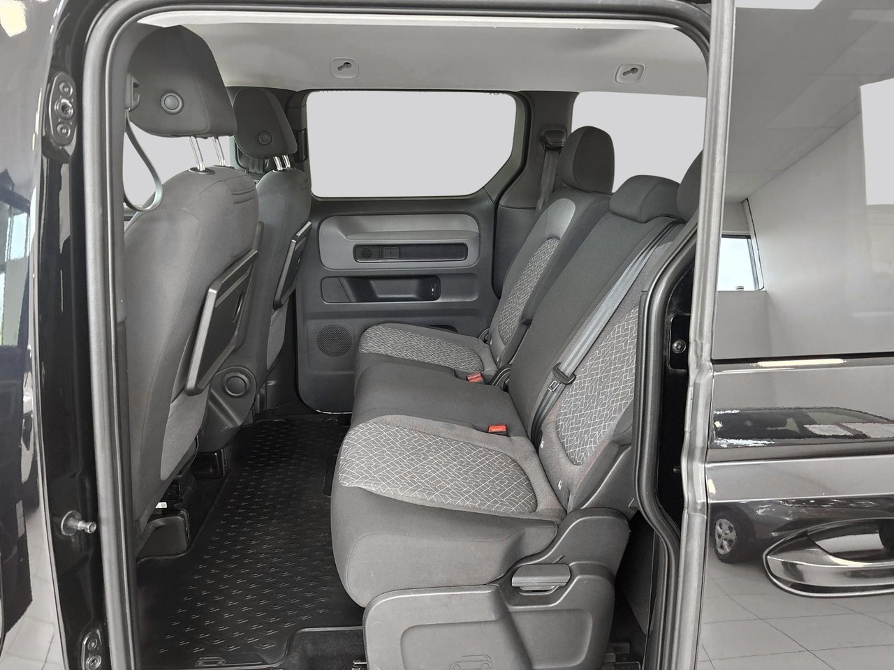 Volkswagen ID. Buzz 2023, bild 6/10