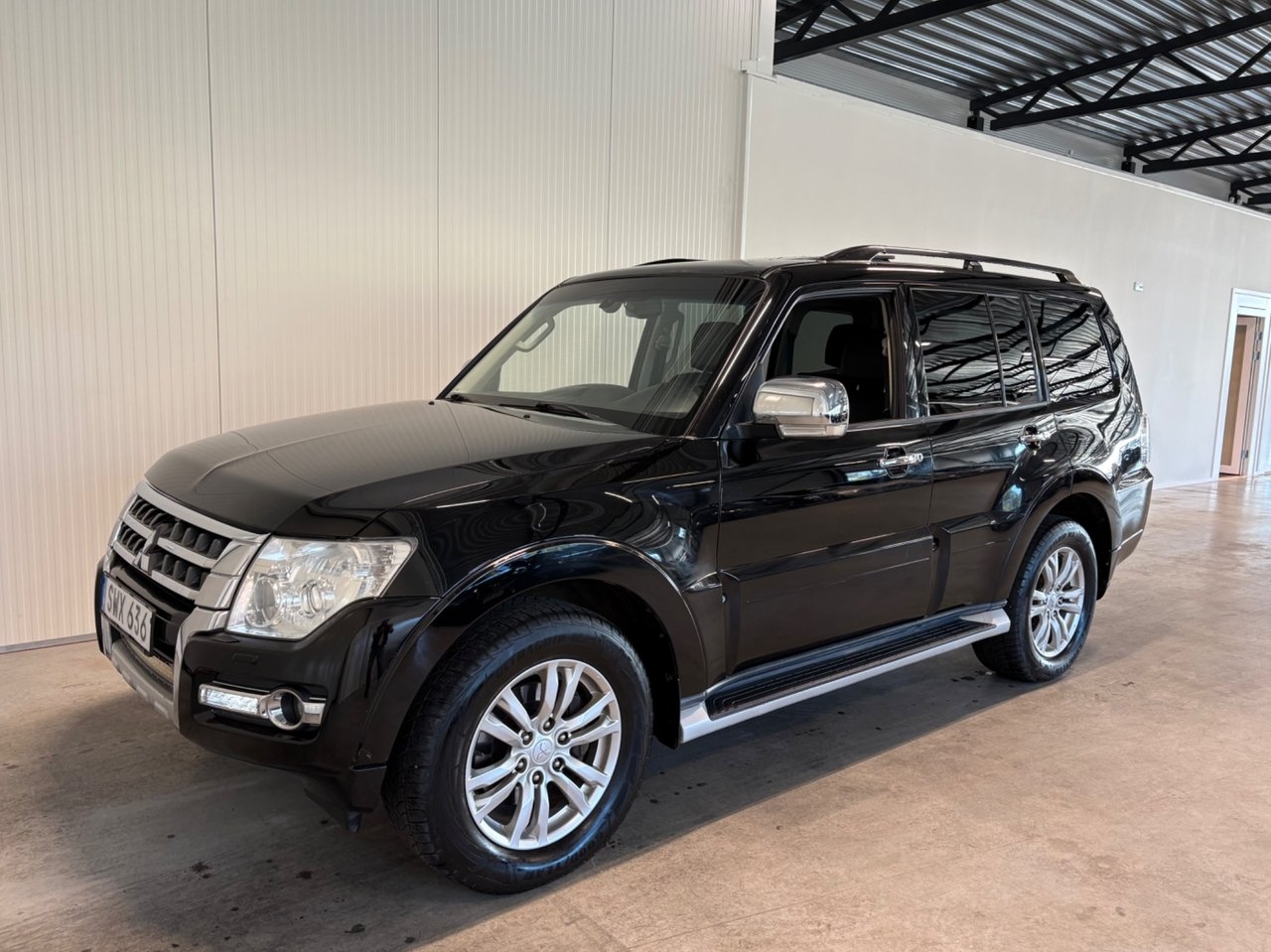 Mitsubishi Pajero 2015, bild 4/10