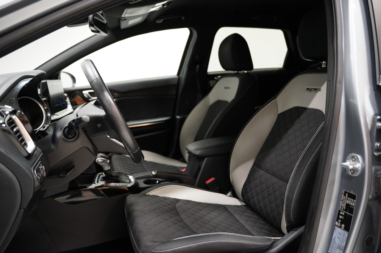 Kia Ceed 1.4 140hk GT-Line M-värmare 2019, bild 7/10