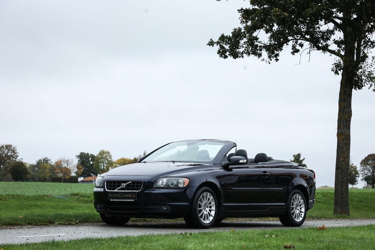 Volvo C70 D5 Geartronic Momentum 2008, bild 4/10