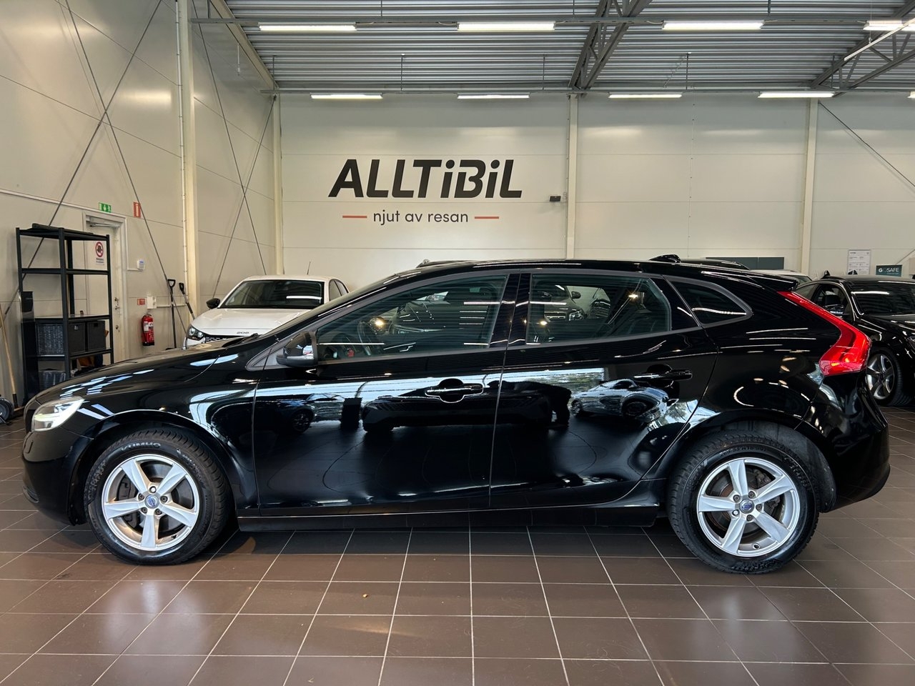 Volvo V40 2017, bild 4/10