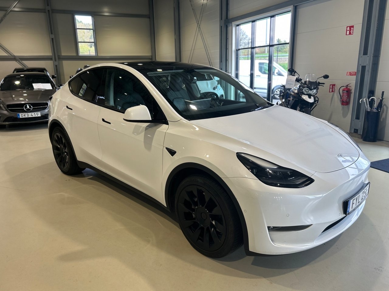 Tesla Model Y 2022, bild 2/10