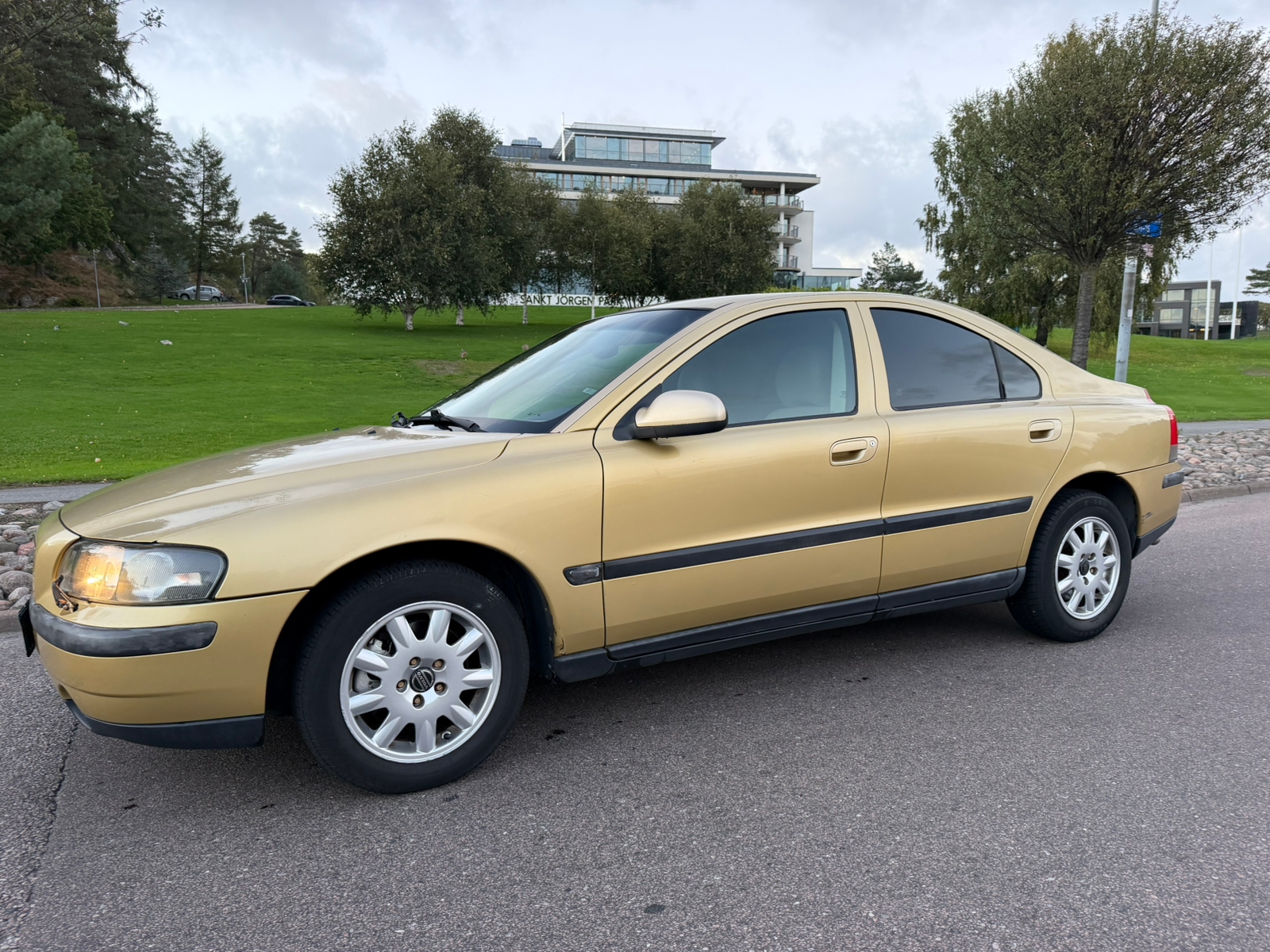 Volvo S60