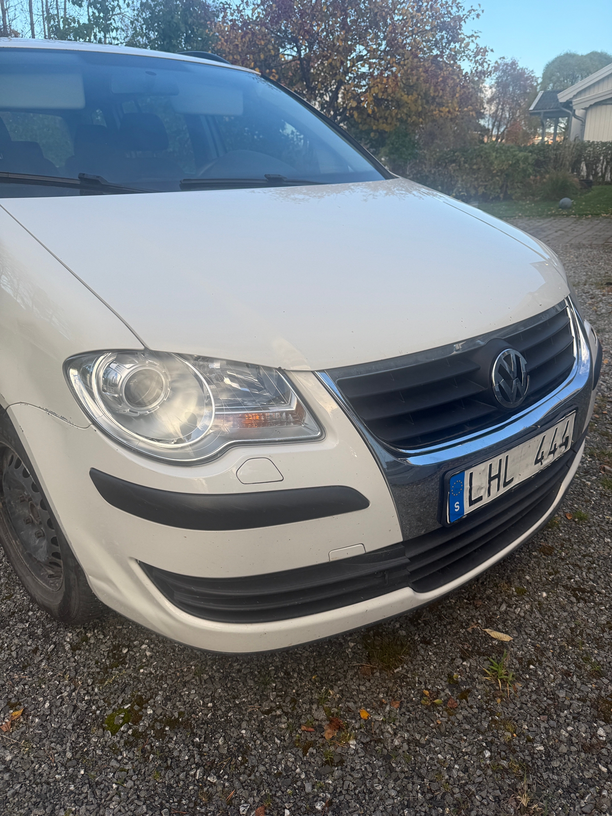 Volkswagen Touran 2008, bild 2/6
