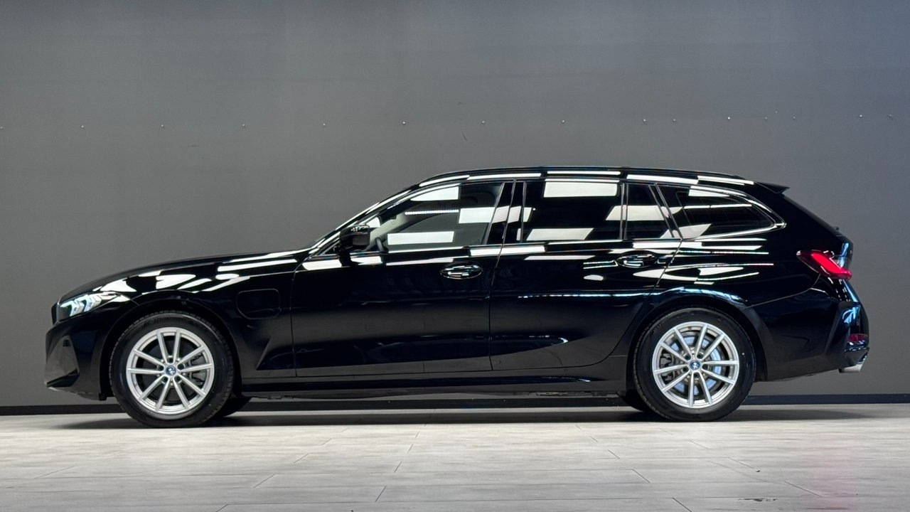 BMW 330 e xDrive Touring / Drag 2024, bild 5/10