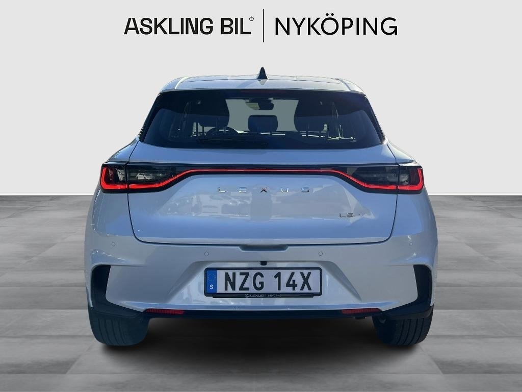 Lexus LBX 1,5 Hybrid (Vinterhjul ingår) 2026, bild 4/10