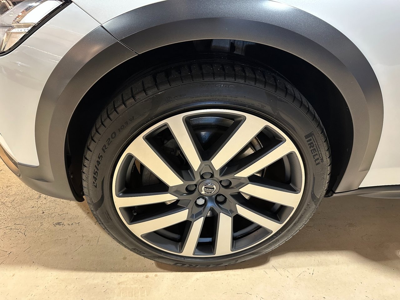 Volvo V90 Cross Country D4 2021, bild 7/10