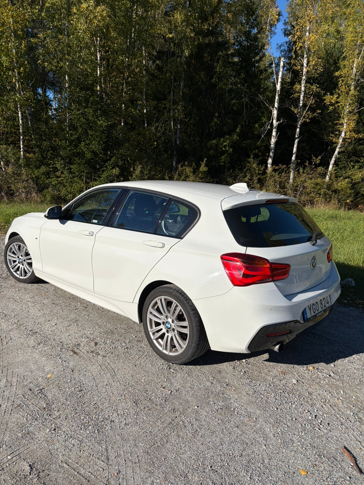 BMW 118 i 5-dörrars Manuell 2017, bild 3/5