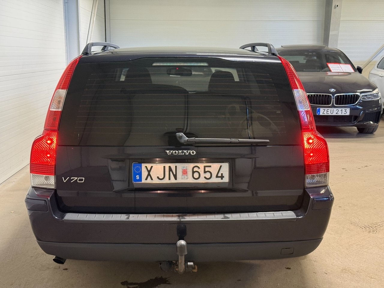Volvo V70 2.4 Aut Drag Läder SoV-hjul 2006, bild 7/10