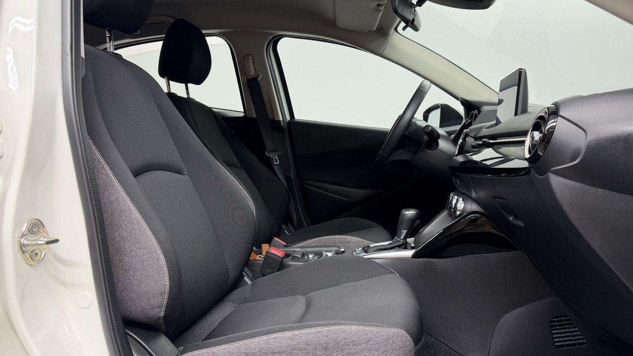 Mazda 2 1.5 90 hk, 6 aut, Centre-line 2023, bild 6/10