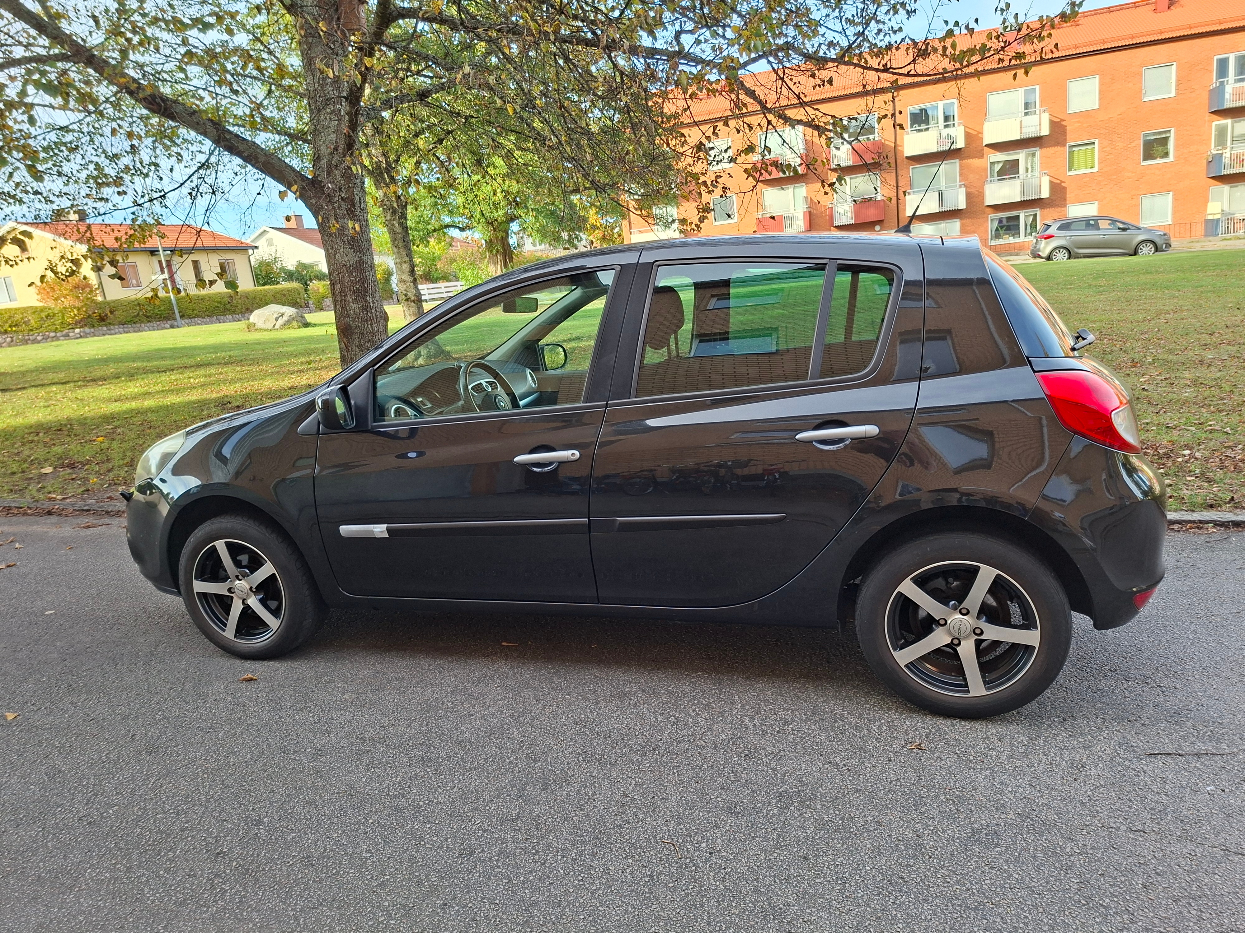 Renault Clio 2011, bild 3/7