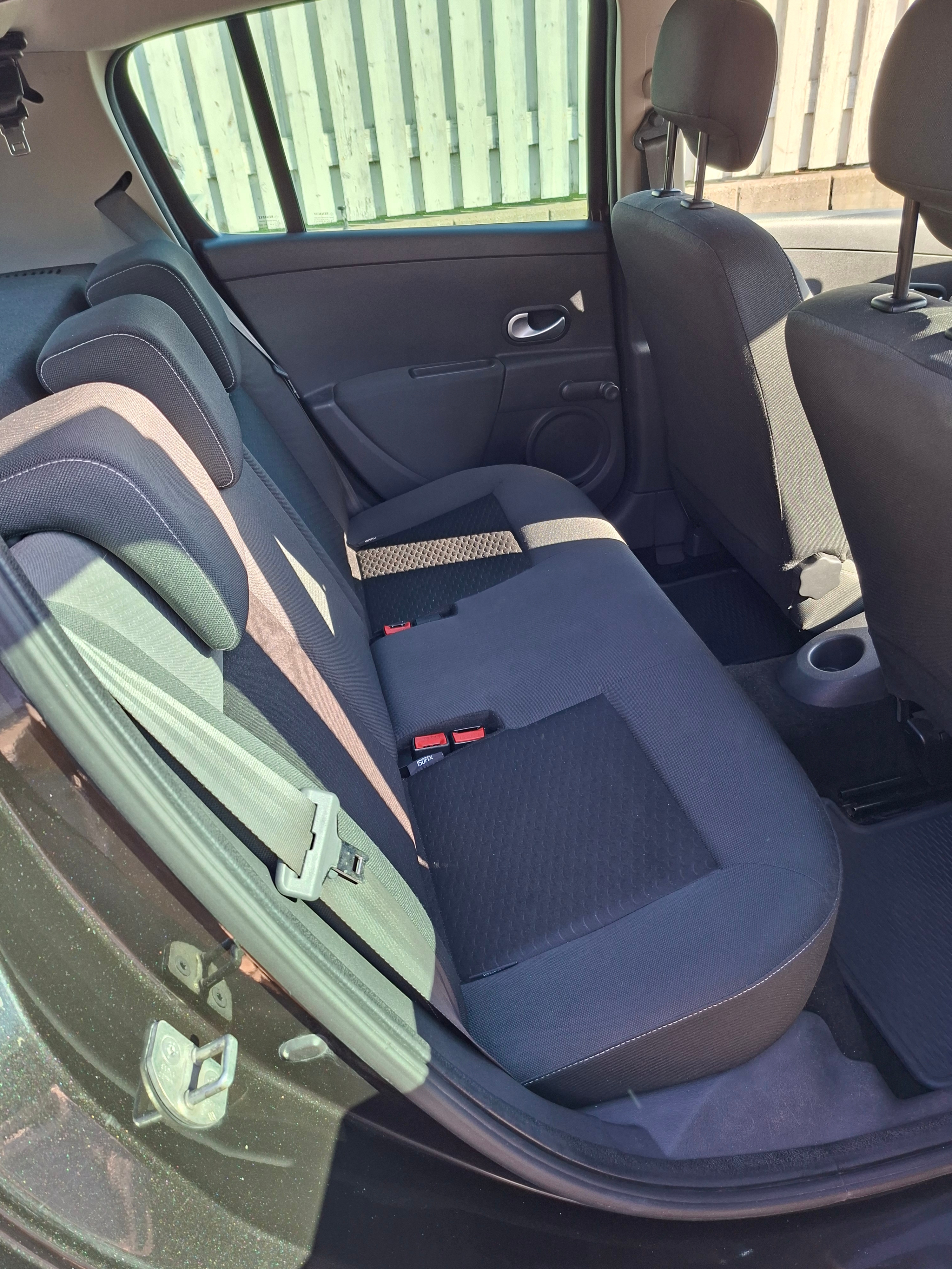 Renault Clio 2011, bild 6/7