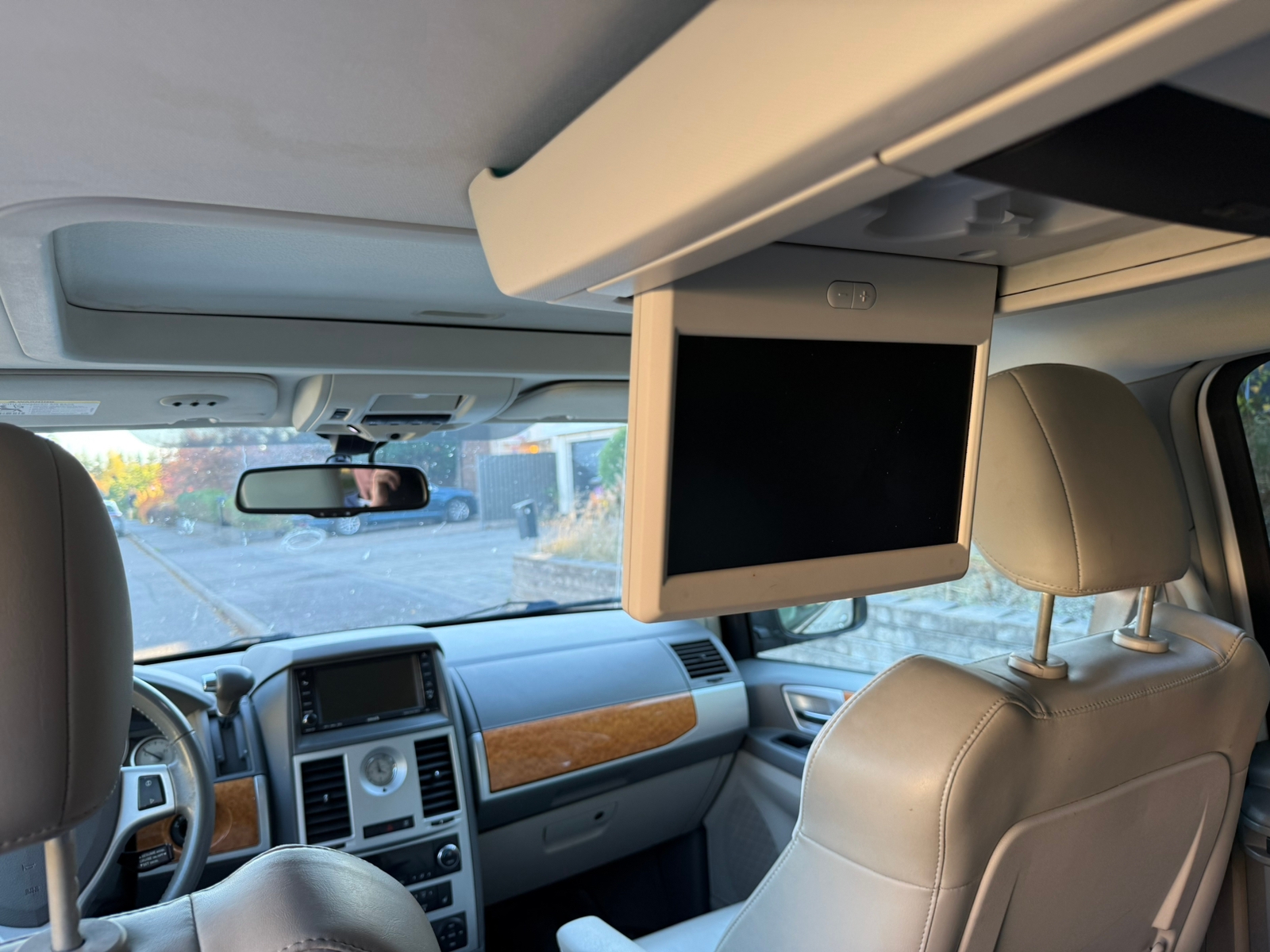Chrysler Town & Country 2010, bild 6/6