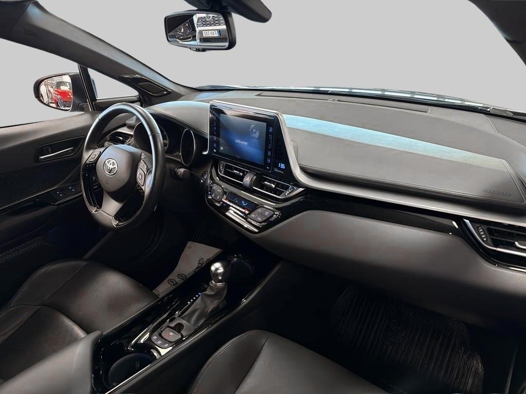 Toyota C-HR Hybrid X-Edition JBL 122hk 2019, bild 6/10