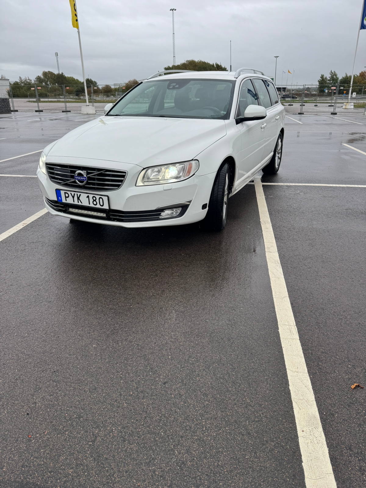 Volvo V70 D3 Geartronic 2016, bild 2/8