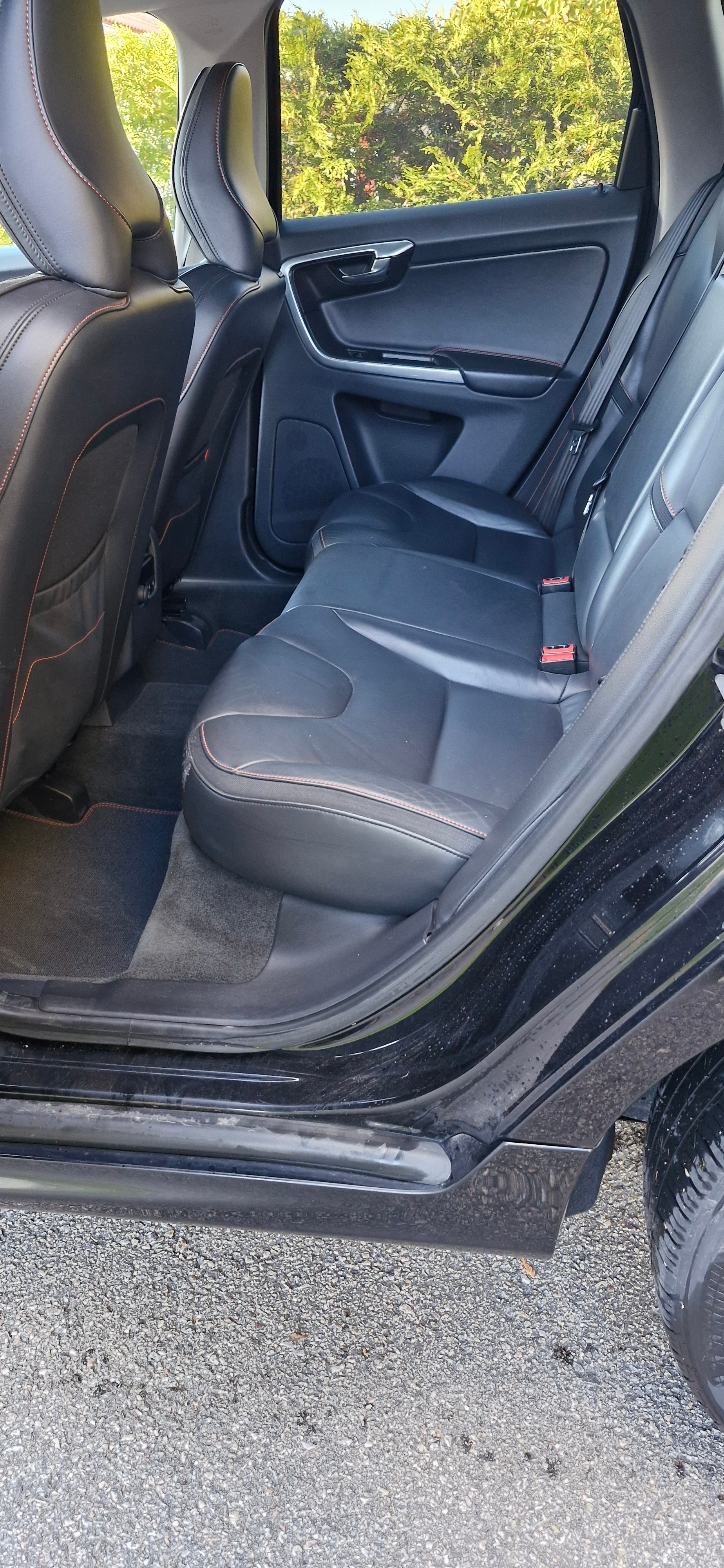 Volvo XC60 D4 AWD Geartronic 2016, bild 7/8