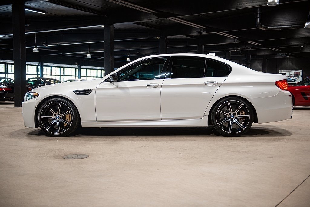 BMW M5 F10 / Competition Edition / 1/200 2016, bild 2/10