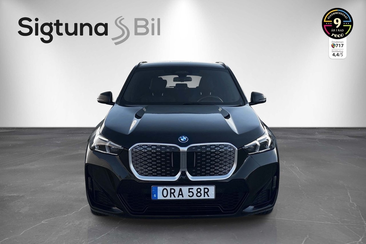 BMW X1 i xDrive30 M Sport 2024, bild 2/10