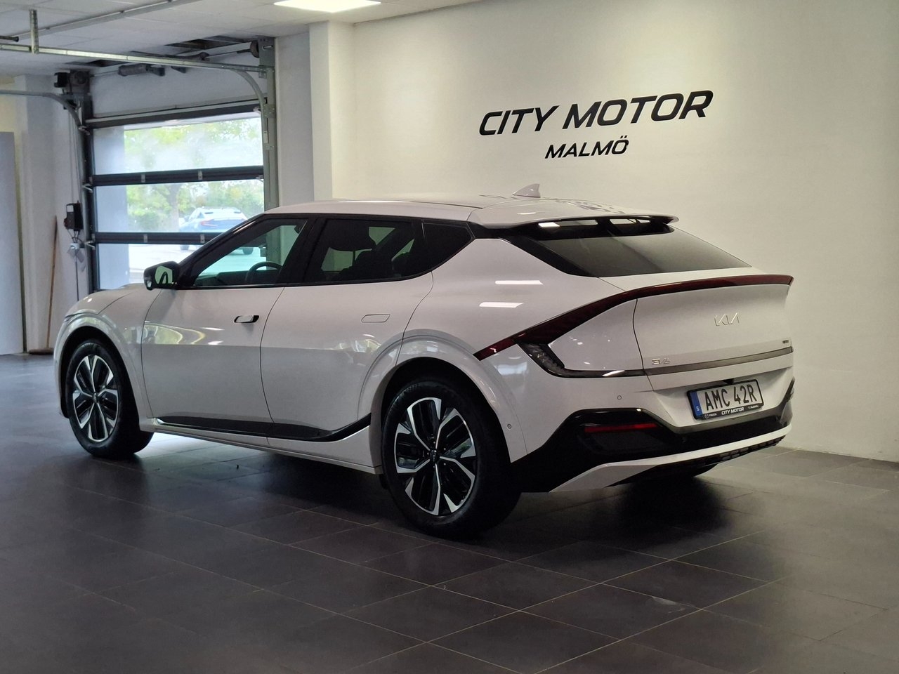 Kia EV6 77.4 kWh AWD GT-Line 2022, bild 3/9
