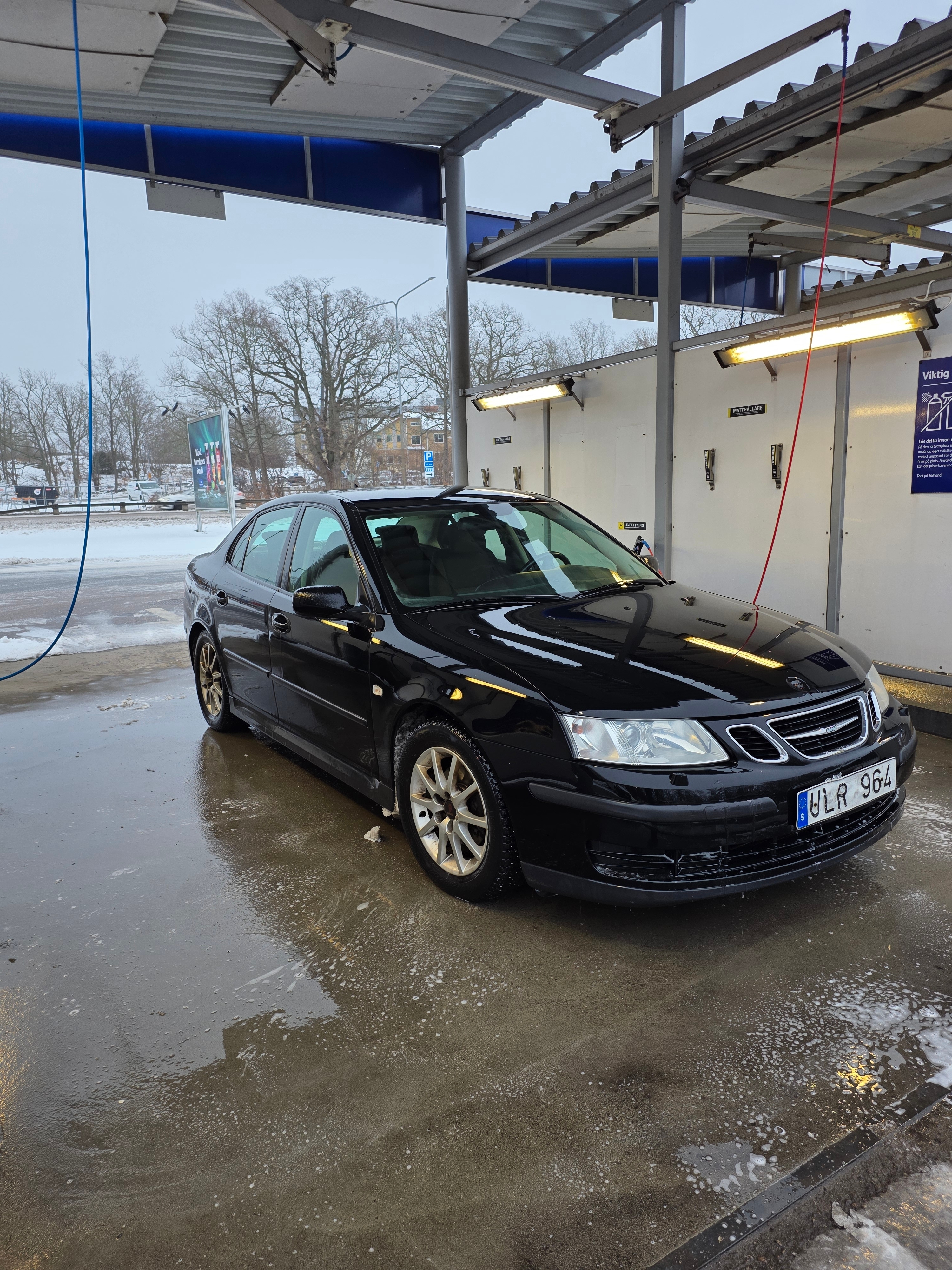 Saab 9-3 SportSedan 1.8t Manuell 2004, bild 2/5